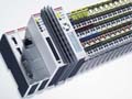 Beckhoff 緊湊型嵌入式PC，理想用于中等控制任務(wù)