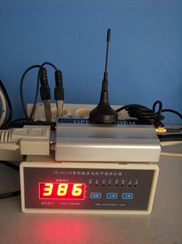 8/09433318