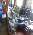 沈工康特 一種新型鋁條飛鋸機(jī)器