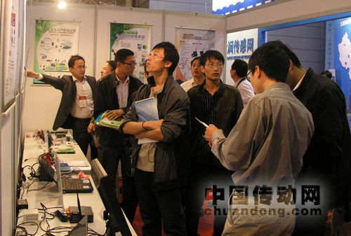 本次展覽會，泓格科技動態(tài)展示的WISE系統(tǒng)、PMMS電力監(jiān)控解決方案和RTU車載監(jiān)控系統(tǒng)吸引了自動化行業(yè)中參觀者的駐留
