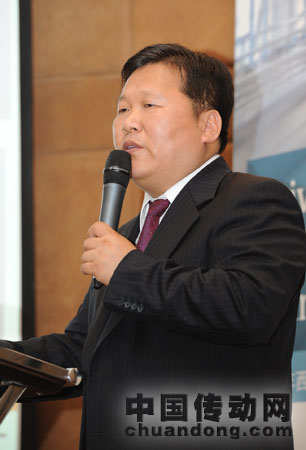 中國(guó)石油鉆井工程技術(shù)研究院副院長(zhǎng)、北京石油機(jī)械廠廠長(zhǎng)劉廣華先生演講