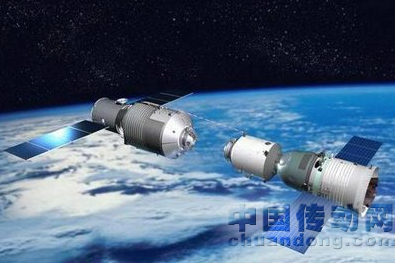 左為天宮系列空間實驗室、右為神舟飛船