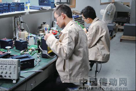 幕后功臣 奮斗團隊 
